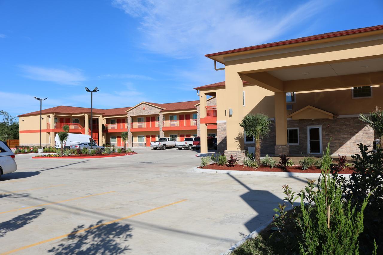 Scottish Inn & Suites - Iah Airport Humble Exteriör bild